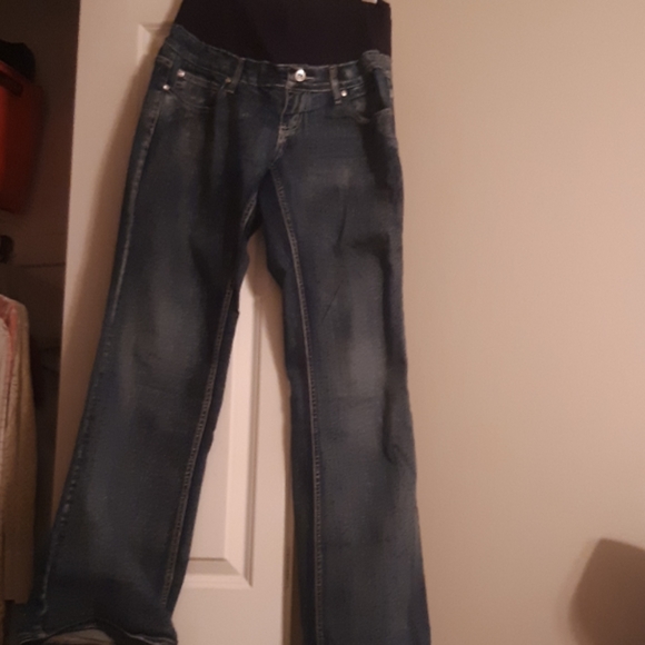 Maternity 5/$40 - Picture 2 of 8